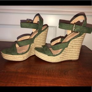 Twine wedges